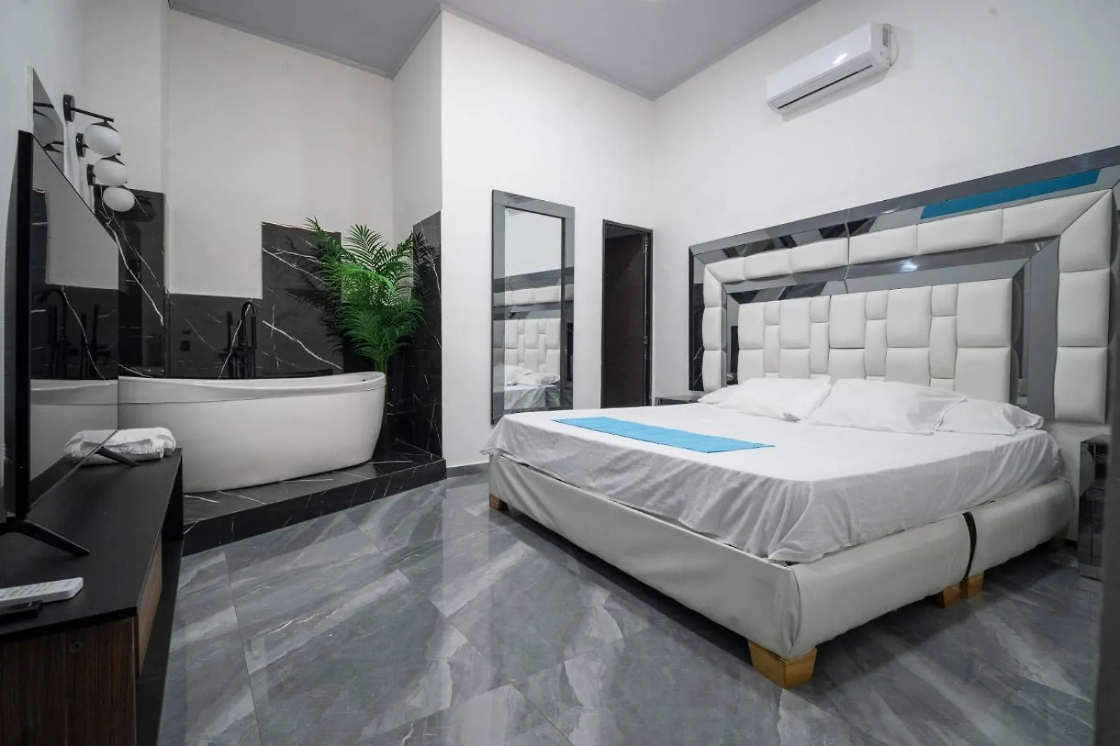 Guest house Hotel Hostal Capsulas 24 Horas Cartagena